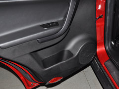 2013款 1.8T 自动 四驱豪华版 5座