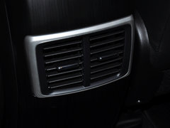 2013款 1.8T 自动 四驱豪华版 5座