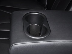 2013款 1.8T 自动 四驱豪华版 5座