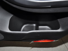 2013款 1.8T 自动 四驱豪华版 5座