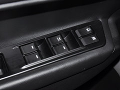 2013款 1.8T 自动 四驱豪华版 5座