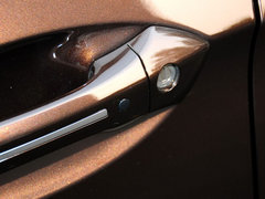 2013款 1.8T 自动 四驱尊贵版 5座