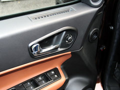 2013款 1.8T 自动 四驱尊贵版 5座