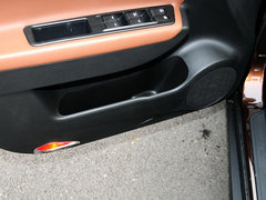 2013款 1.8T 自动 四驱尊贵版 5座