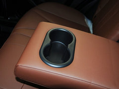 2013款 1.8T 自动 四驱尊贵版 5座