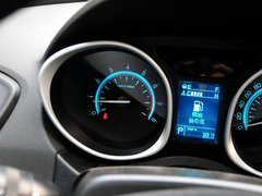 2013款 1.8T 自动 四驱尊贵版 5座