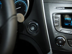 2013款 1.8T 自动 四驱尊贵版 5座