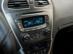 2013款 1.8T 自动 四驱尊贵版 5座