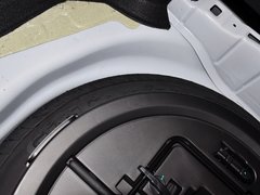 2013款 1.5L 手动 两厢 精英型