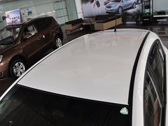 2013款 1.5L 手动 两厢 精英型