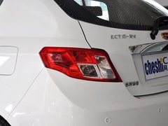2013款 1.5L 手动 两厢 精英型