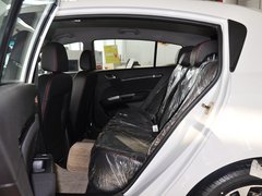 2013款 1.5L 手动 两厢 精英型