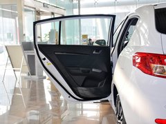 2013款 1.5L 手动 两厢 精英型