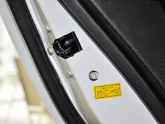 2013款 1.5L 手动 两厢 精英型