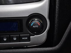 2013款 1.5L 手动 两厢 精英型