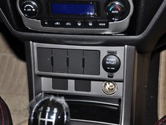 2013款 1.5L 手动 两厢 精英型