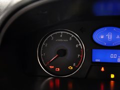 2013款 1.5L 手动 两厢 精英型