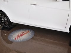 2013款 1.5L 手动 两厢 精英型