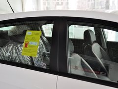 2013款 1.5L 手动 两厢 精英型