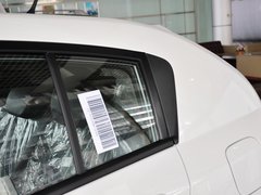 2013款 1.5L 手动 两厢 精英型