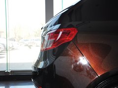 2013款 1.5L 手动 两厢 精英型