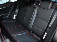 2013款 1.5L 手动 两厢 精英型