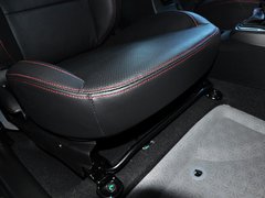 2013款 1.5L 手动 两厢 精英型