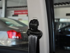 2013款 1.5L 手动 两厢 精英型