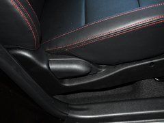 2013款 1.5L 手动 两厢 精英型