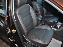 2013款 1.5L 手动 两厢 精英型