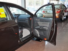 2013款 1.5L 手动 两厢 精英型