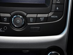 2013款 1.5L 手动 两厢 精英型