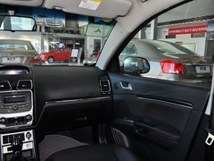2013款 1.5L 手动 两厢 精英型