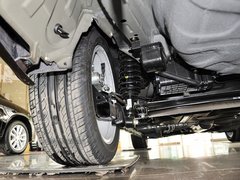 2013款 1.8L 手动 三厢 尊贵型