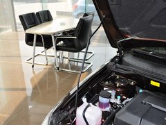 2013款 1.8L 手动 三厢 尊贵型