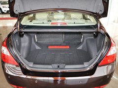 2013款 1.8L 手动 三厢 尊贵型