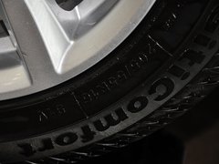 2013款 1.8L 手动 三厢 尊贵型