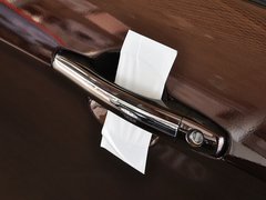 2013款 1.8L 手动 三厢 尊贵型