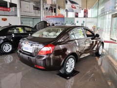 2013款 1.8L 手动 三厢 尊贵型