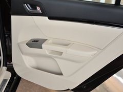 2013款 1.8L 手动 三厢 尊贵型