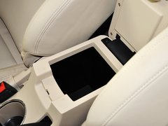 2013款 1.8L 手动 三厢 尊贵型