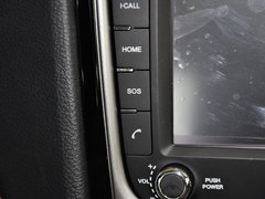 2013款 1.8L 手动 三厢 尊贵型