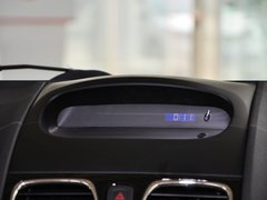 2013款 1.8L 手动 三厢 尊贵型