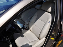 2013款 1.8L 手动 三厢 尊贵型