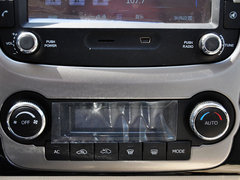 2013款 1.8L 手动 三厢 尊贵型