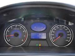 2013款 1.8L 手动 三厢 尊贵型