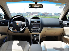 2013款 1.8L 手动 三厢 尊贵型