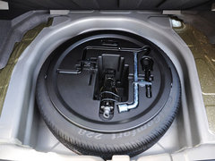 2013款 1.8L 手动 三厢 尊贵型