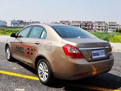 2013款 1.8L 手动 三厢 尊贵型
