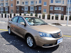 2013款 1.8L 手动 三厢 尊贵型